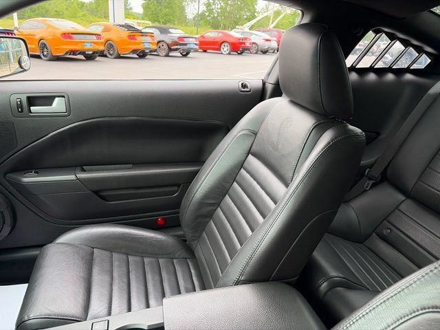 Used 2009 Ford Mustang Shelby GT500 RWD image 10