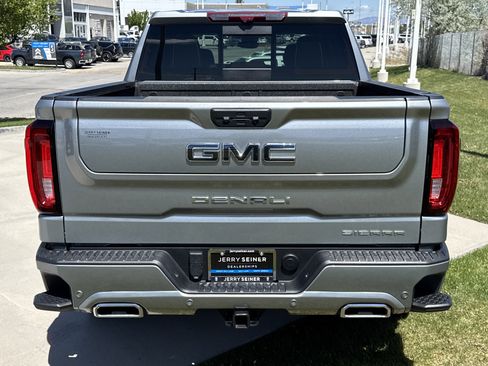 Used 2025 GMC Sierra 1500 Denali Ultimate AWD/4WD image 4