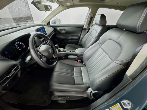 Used 2025 Honda HR-V EX-L image 18