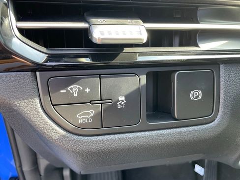 New 2026 Kia Sportage SX FWD image 11