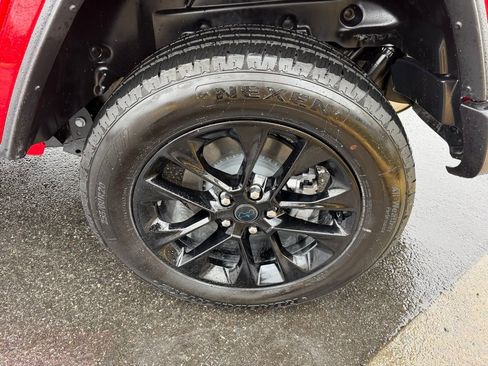 Certified 2025 Jeep Wrangler Sahara 4xe w/ Safety Group image 12