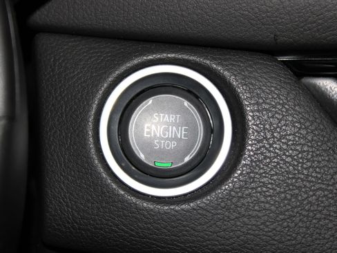 Used 2024 Cadillac XT4 Premium Luxury FWD image 36