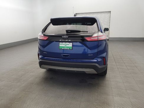 Used 2023 Ford Edge SEL image 7