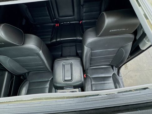 Used 2019 GMC Sierra 2500 Denali w/ Duramax Plus Package image 14