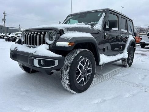 New 2026 Jeep Wrangler Unlimited Sahara AWD/4WD image 7
