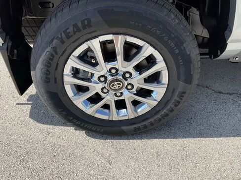 New 2026 Toyota Tacoma Limited AWD/4WD image 7