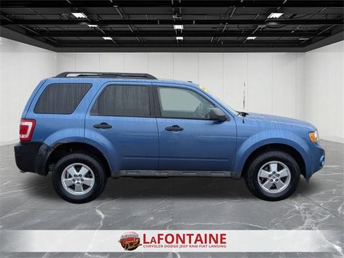 Used 2010 Ford Escape XLT image 6