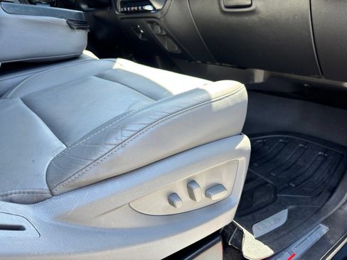 Used 2016 Chevrolet Silverado 3500 LTZ w/ Duramax Plus Package AWD/4WD image 28