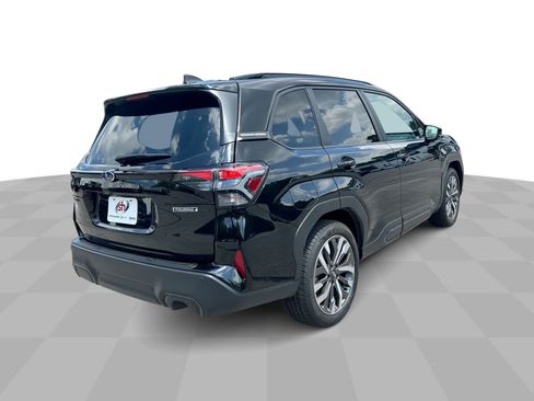 Used 2026 Subaru Forester Touring AWD/4WD image 9