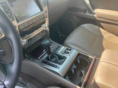 Used 2016 Lexus GX 460 w/ Premium Package AWD/4WD image 12