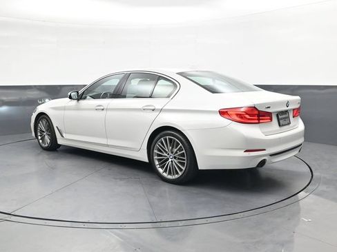 Used 2020 BMW 530i xDrive w/ Premium Package AWD/4WD image 6