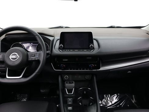 Used 2021 Nissan Rogue SV w/ Premium Package FWD image 31