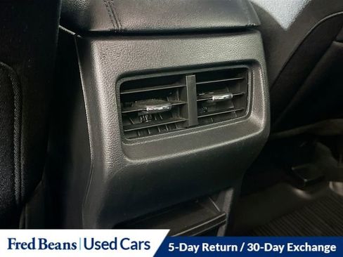 Used 2022 Ford Edge SE w/ Black Appearance Package AWD/4WD image 30