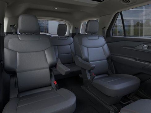 New 2026 Ford Explorer Active w/ Active Comfort Package image 11