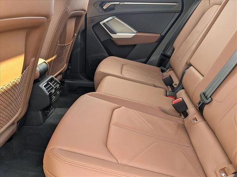 Certified 2025 Audi Q3 2.0T Premium Plus w/ Premium Plus Package image 17