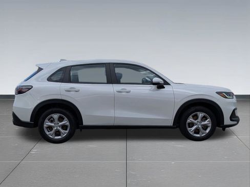Certified 2025 Honda HR-V LX image 7