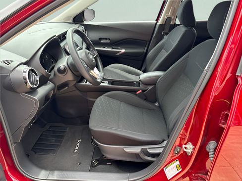 Certified 2024 Nissan Kicks SV FWD image 15