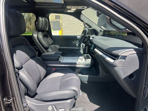New 2026 Lincoln Navigator L Reserve AWD/4WD image 25