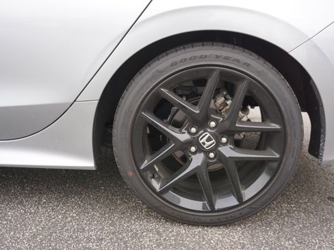 Used 2023 Honda Civic Sport image 6