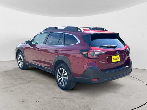 Certified 2025 Subaru Outback Premium AWD/4WD image 7