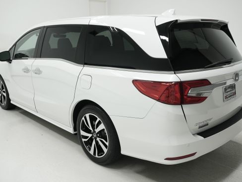 Used 2020 Honda Odyssey Elite image 6