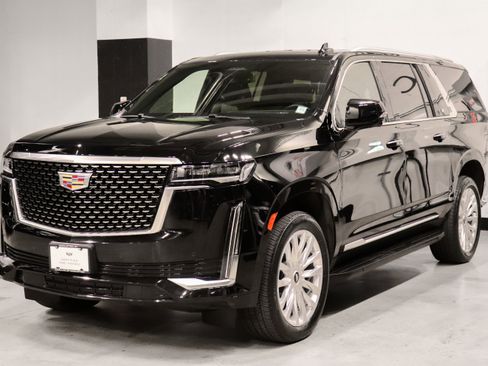 Certified 2022 Cadillac Escalade ESV Luxury AWD/4WD image 1