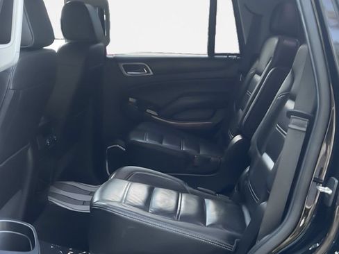 Used 2019 GMC Yukon Denali w/ Denali Ultimate Package AWD/4WD image 12