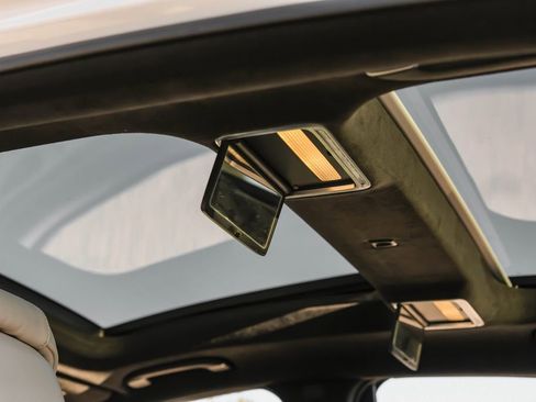 Used 2016 Mercedes-Benz S 550 Sedan image 49