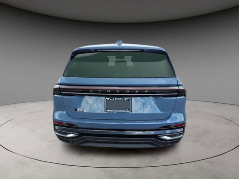 New 2026 Lincoln Nautilus Premier w/ Equipment Group 102A AWD/4WD image 7
