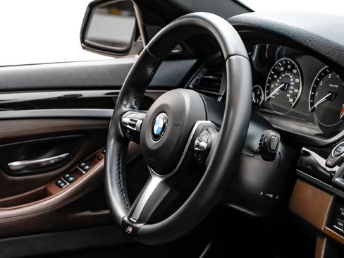 Used 2014 BMW 550i Sedan RWD image 10