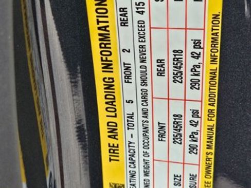 Used 2025 Tesla Model 3 RWD image 14