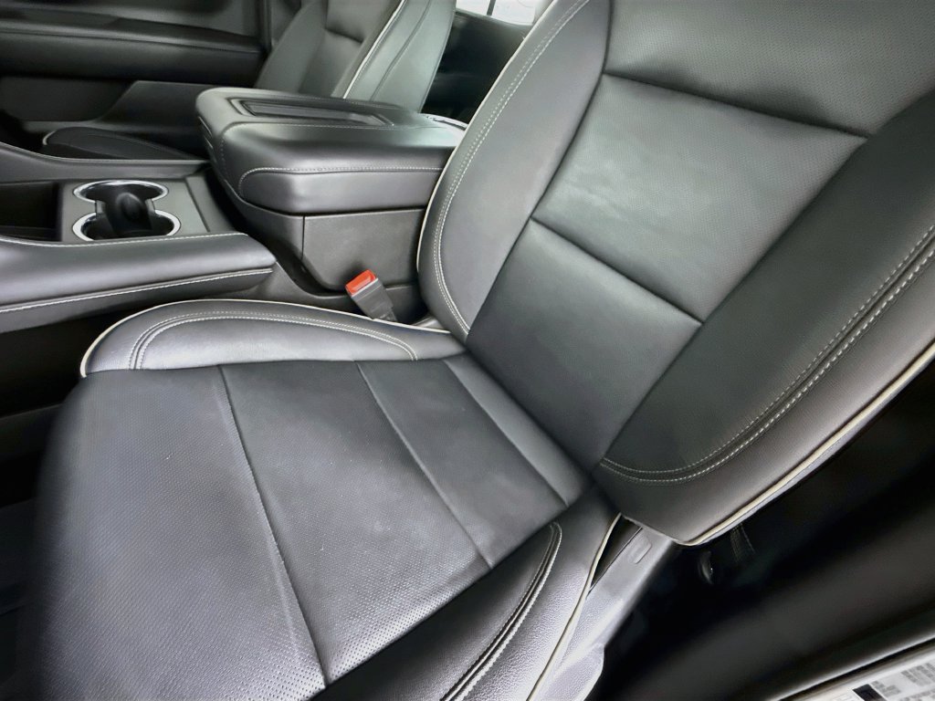 Used 2022 Chevrolet Tahoe Premier AWD/4WD image 21