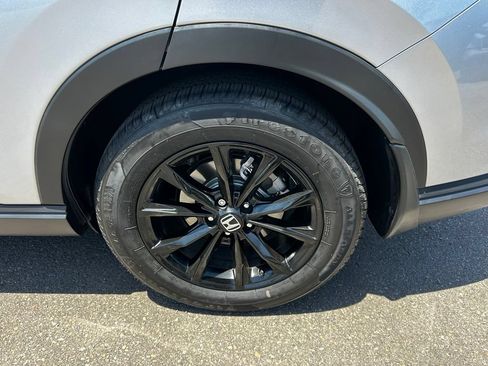 Used 2024 Honda CR-V Sport-L image 11