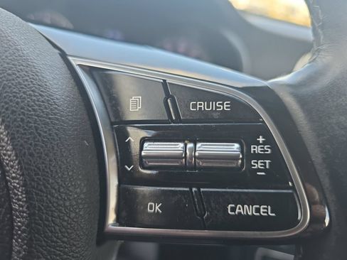 Used 2020 Kia Optima SE FWD image 24
