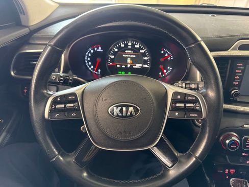 Used 2019 Kia Sorento SX FWD image 23