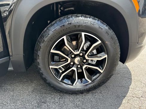 Certified 2024 Chevrolet TrailBlazer ACTIV w/ Convenience Package AWD/4WD image 27