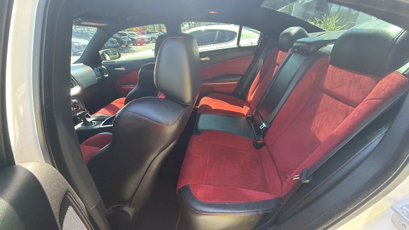 Used 2019 Dodge Charger Scat Pack w/ Dynamics Package RWD image 8