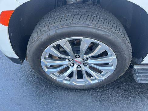 Used 2024 GMC Yukon XL Denali w/ Denali Reserve Package AWD/4WD image 60