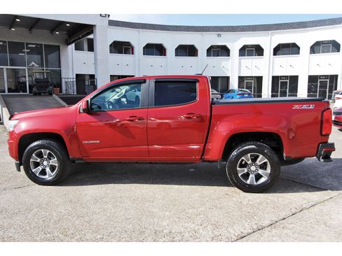 Used 2015 Chevrolet Colorado Z71 image 4