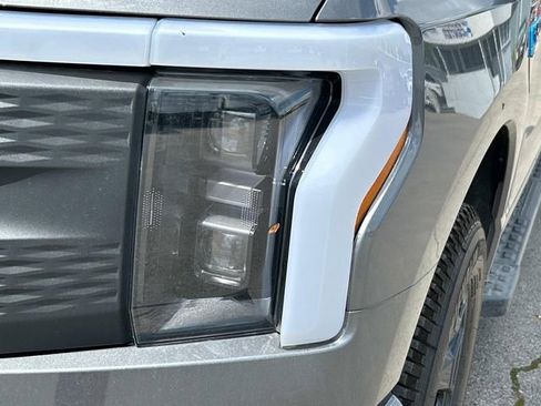 New 2025 Ford F150 Lightning XLT image 9