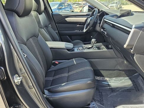 New 2026 MAZDA CX-50 AWD 2.5 S w/ Preferred Pkg image 17