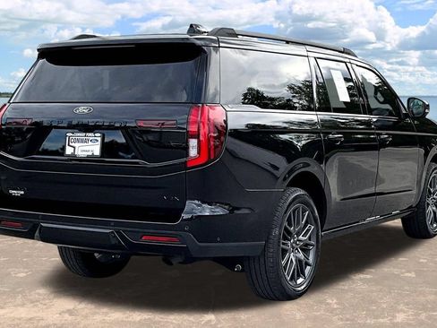 Certified 2025 Ford Expedition Max Platinum w/ Stealth Performance Package AWD/4WD image 8