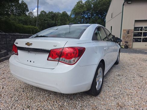 Used 2016 Chevrolet Cruze LT FWD image 6