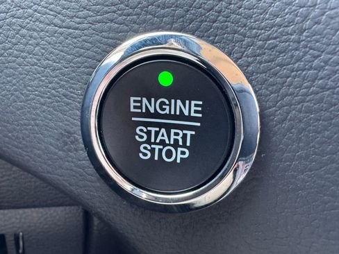 Used 2024 Ford Edge SEL w/ Convenience Package image 25