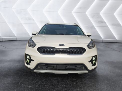 Used 2020 Kia Niro EX Premium image 8