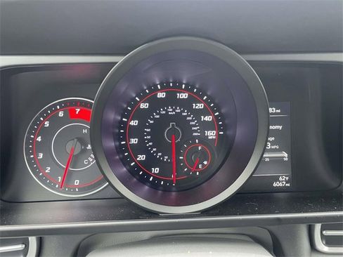 Certified 2023 Hyundai Elantra SEL image 13