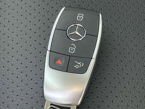 New 2026 Mercedes-Benz GLE 350 4MATIC image 4