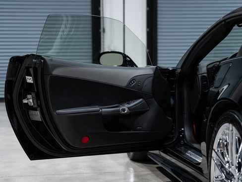 Used 2010 Chevrolet Corvette ZR1 w/ Preferred Equipment Group image 23