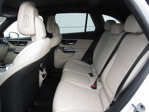 New 2026 Mercedes-Benz GLC 300 4MATIC image 15