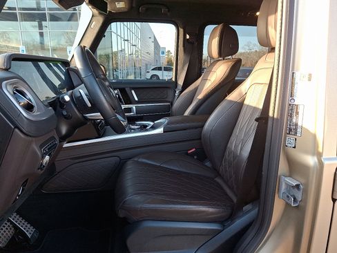 Used 2023 Mercedes-Benz G 550 4MATIC image 13